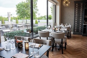 Killarney Oaks Hotel