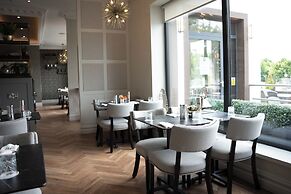 Killarney Oaks Hotel