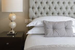 Killarney Oaks Hotel