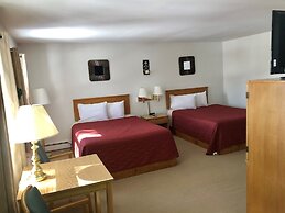 Budget Host Cloverland Motel