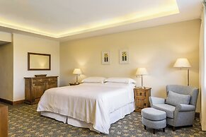 Sheraton Colonia Golf & Spa Resort