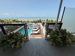Atlântico Praia Hotel