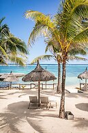 Le Peninsula Bay Beach Resort