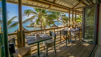 Le Peninsula Bay Beach Resort