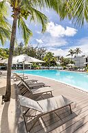 Le Peninsula Bay Beach Resort