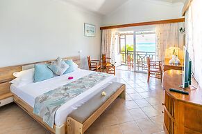 Le Peninsula Bay Beach Resort