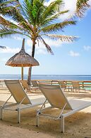 Le Peninsula Bay Beach Resort