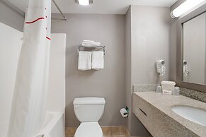 Red Roof Inn & Suites Carrollton, GA–West Georgia