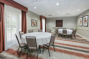 Homewood Suites by Hilton Laredo at Mall del Norte