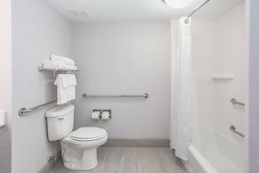 Holiday Inn Hotel & Suites Tallahassee Conference Ctr N by IHG