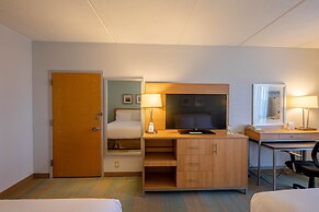 Holiday Inn Manahawkin/Long Beach Island by IHG