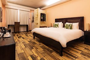 Gaia Hotel And Reserve - Adults Only