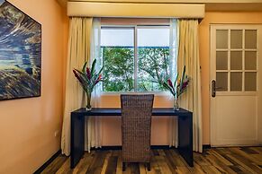 Gaia Hotel And Reserve - Adults Only