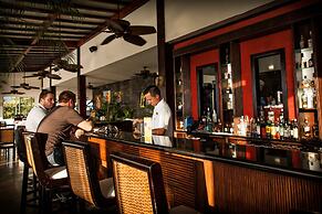 Gaia Hotel And Reserve - Adults Only