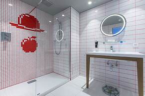 Radisson RED Brussels