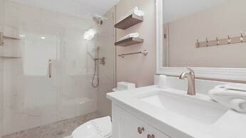 Surf Beach Treasure Island Resort