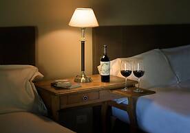 Postales by DOT Boutique