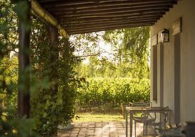 Postales by DOT Boutique