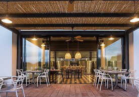 Postales by DOT Boutique