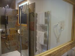 Hotel Hemizeus & Iremia Spa