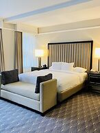 Hilton President Kansas City