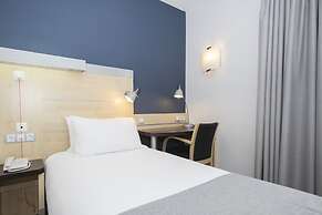 Holiday Inn Express Barcelona - Molins de Rei by IHG