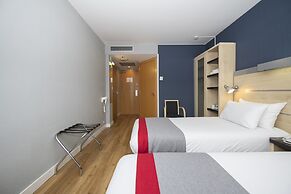Holiday Inn Express Barcelona - Molins de Rei by IHG