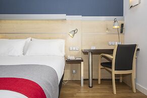 Holiday Inn Express Barcelona - Molins de Rei by IHG