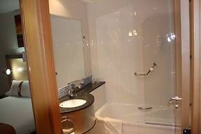 Holiday Inn Express Barcelona - Molins de Rei by IHG