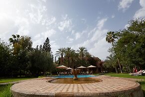 Dar Ayniwen Garden Hotel & Bird Zoo
