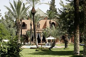 Dar Ayniwen Garden Hotel & Bird Zoo