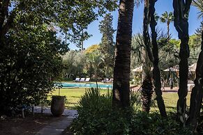 Dar Ayniwen Garden Hotel & Bird Zoo