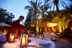 Dar Ayniwen Garden Hotel & Bird Zoo