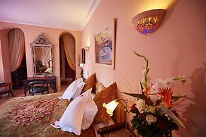 Dar Ayniwen Garden Hotel & Bird Zoo