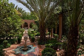 Dar Ayniwen Garden Hotel & Bird Zoo