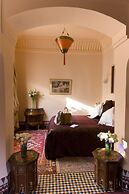 Dar Ayniwen Garden Hotel & Bird Zoo