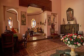 Dar Ayniwen Garden Hotel & Bird Zoo