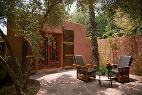 Dar Ayniwen Garden Hotel & Bird Zoo