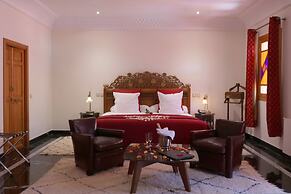 Dar Ayniwen Garden Hotel & Bird Zoo