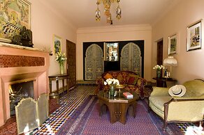 Dar Ayniwen Garden Hotel & Bird Zoo