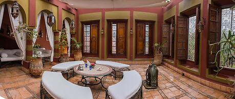 Dar Ayniwen Garden Hotel & Bird Zoo