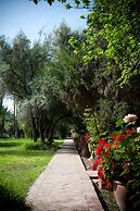 Dar Ayniwen Garden Hotel & Bird Zoo