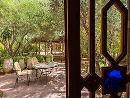 Dar Ayniwen Garden Hotel & Bird Zoo