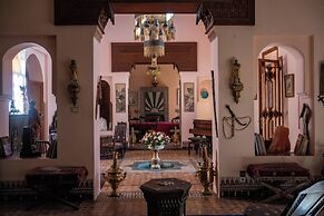 Dar Ayniwen Garden Hotel & Bird Zoo