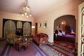 Dar Ayniwen Garden Hotel & Bird Zoo