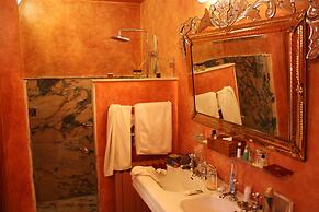 Dar Ayniwen Garden Hotel & Bird Zoo