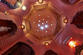 Dar Ayniwen Garden Hotel & Bird Zoo