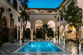Riad Maison Bleue And Spa