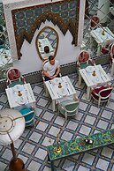 Riad Maison Bleue And Spa