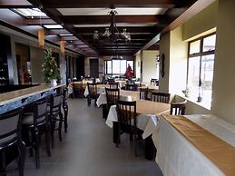 Hotel Plaza Real Suites & Apartments